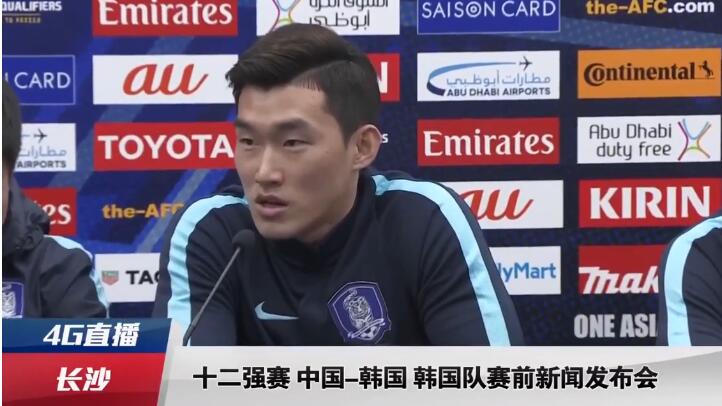 而张艺谋尽管在《红高粱》中保留了第五代的语言风格，却变第五代的历史/文化批判立场而为民族神话的虚构。